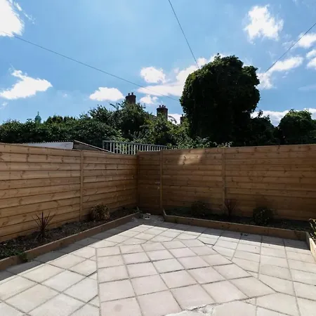 Spacious 1 Bedroom In Stylish Rathmines * Dublin