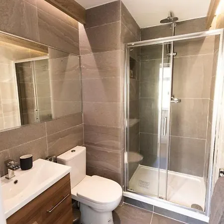 Spacious 1 Bedroom In Stylish Rathmines Apartment Dublin